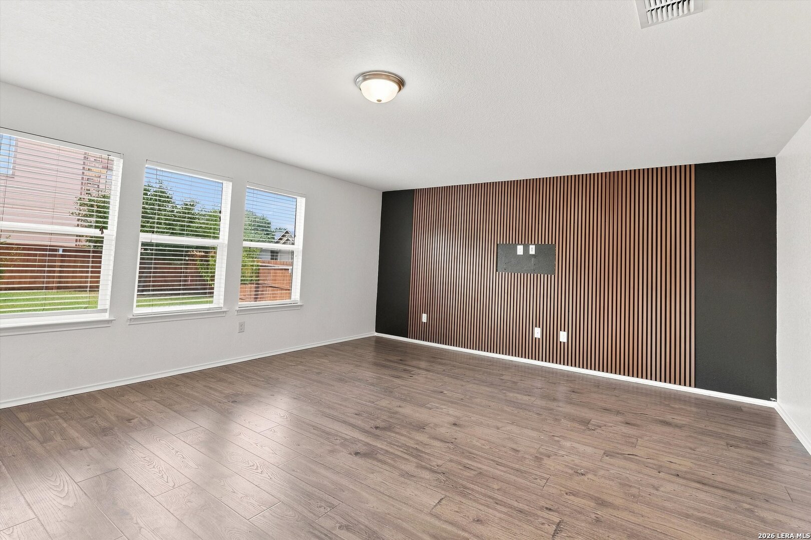 6523 Wind Arbor San Antonio TX 78239