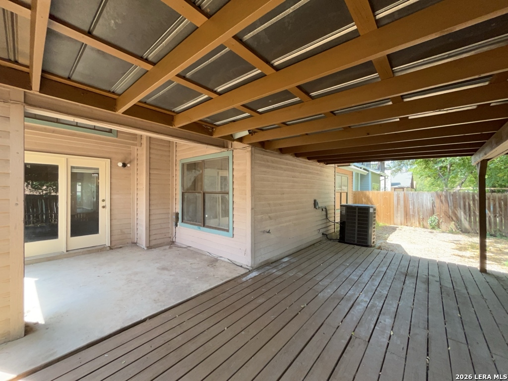 9706 Quiet Lake San Antonio TX 78254