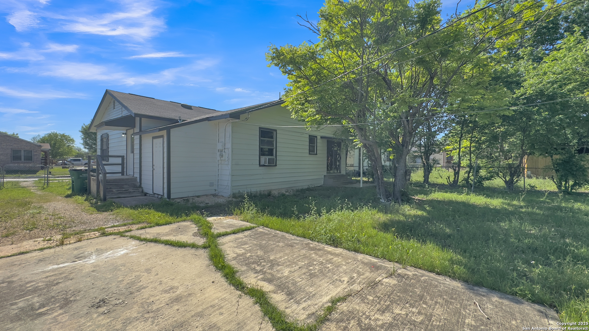 1137 Jennings San Antonio TX 78225