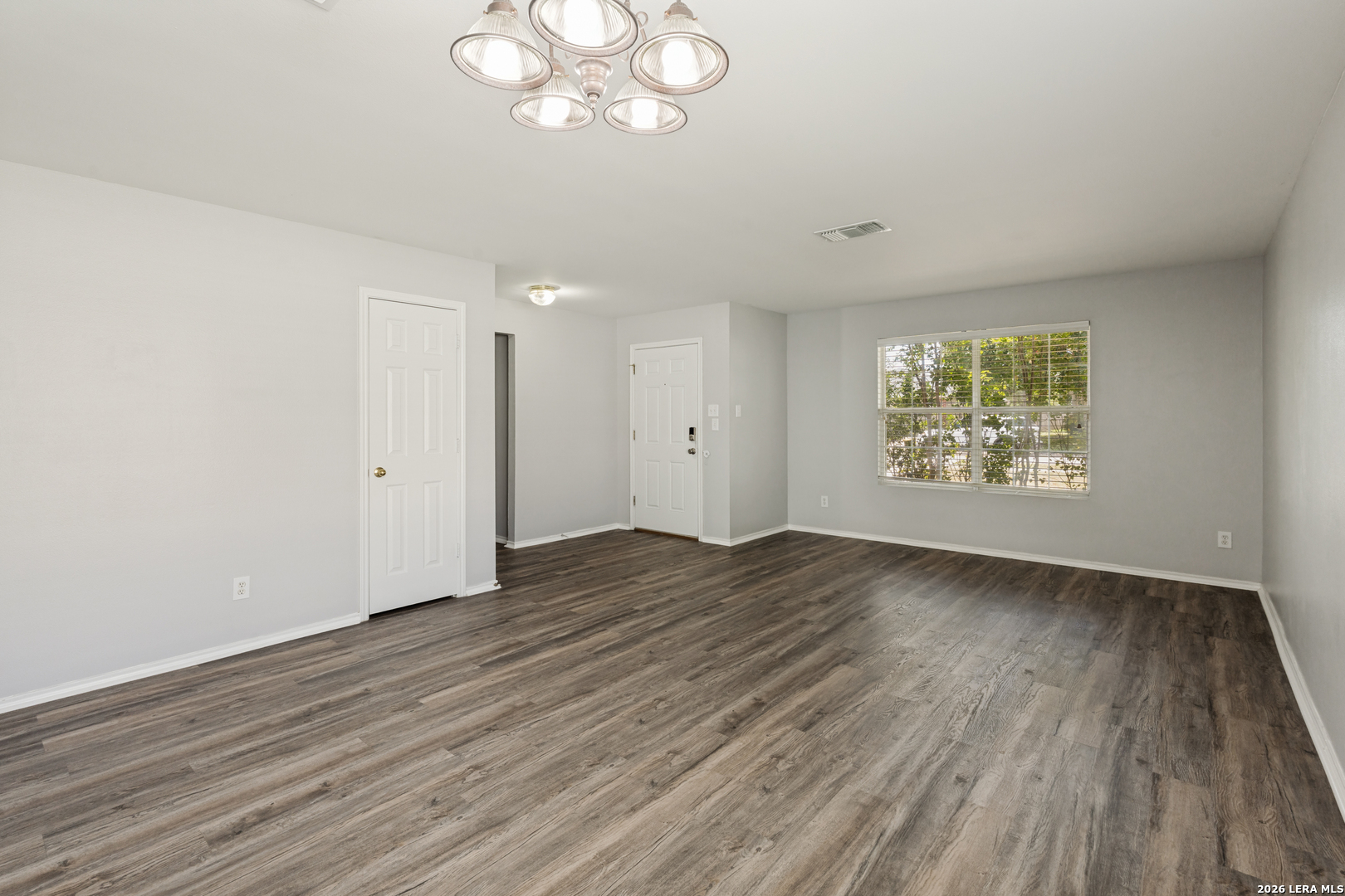 153 Hanging Moss Cibolo TX 78108