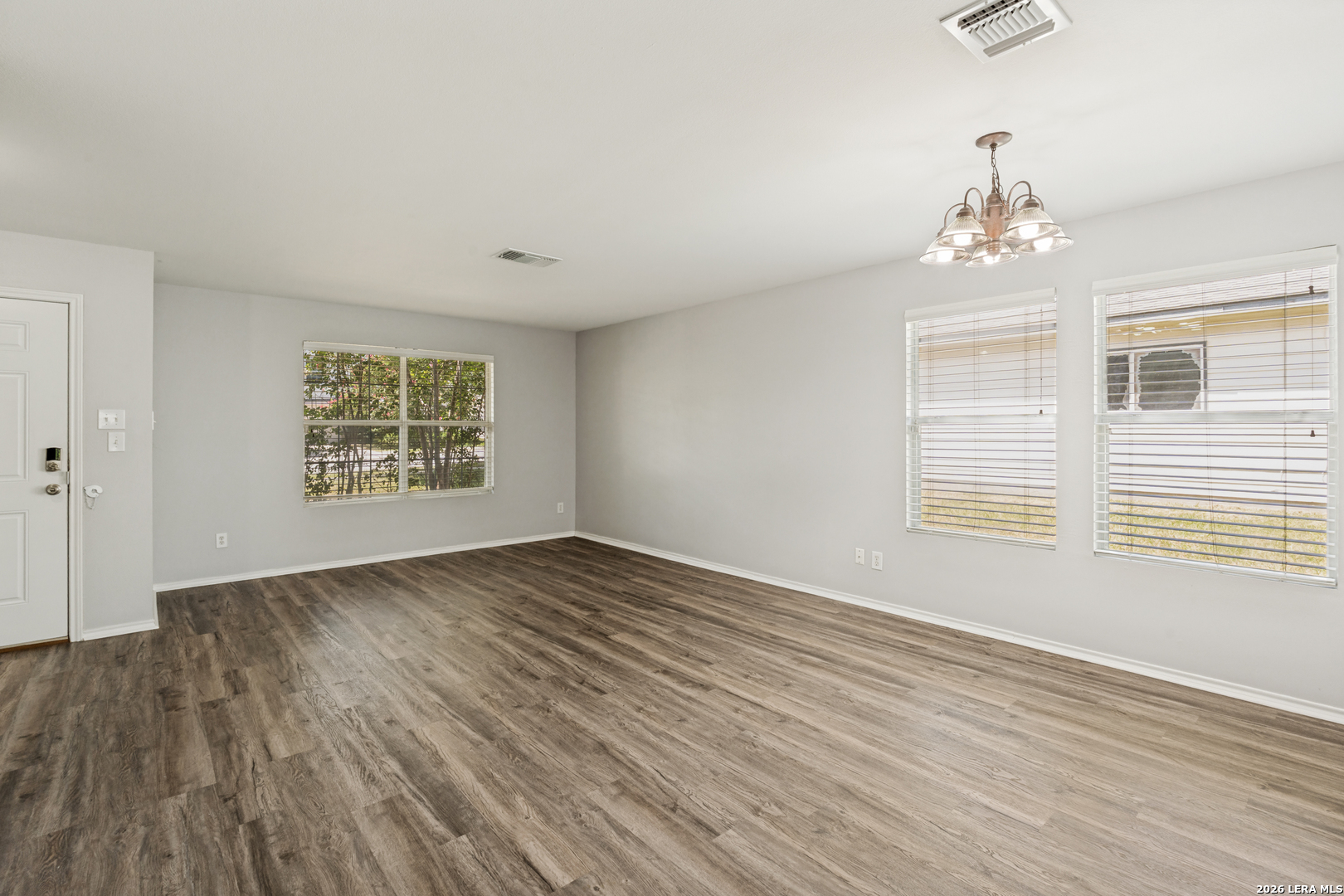 153 Hanging Moss Cibolo TX 78108