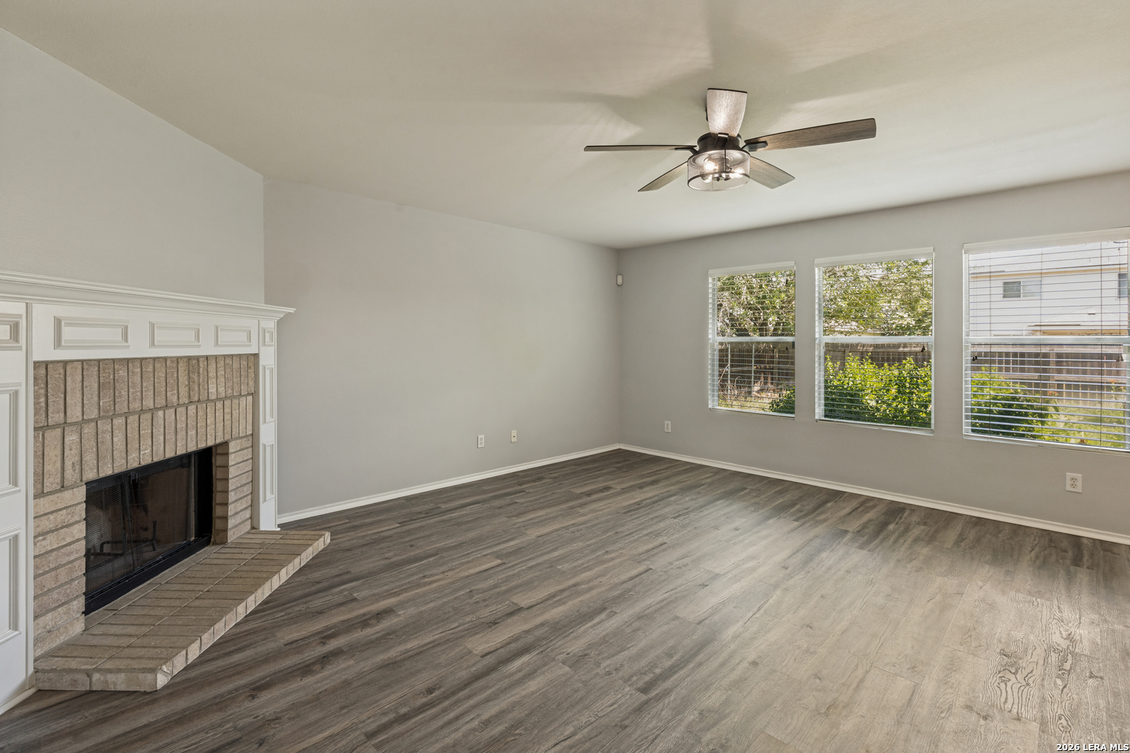 153 Hanging Moss Cibolo TX 78108