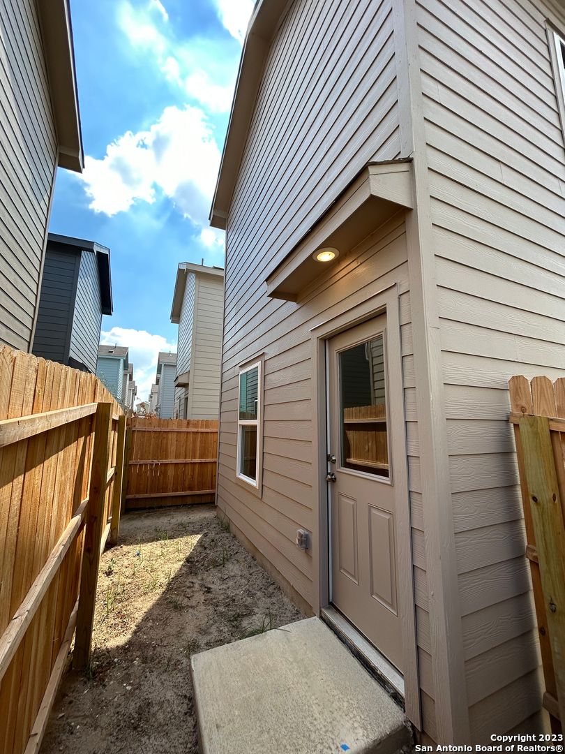 11026 Tree Line San Antonio TX 78223