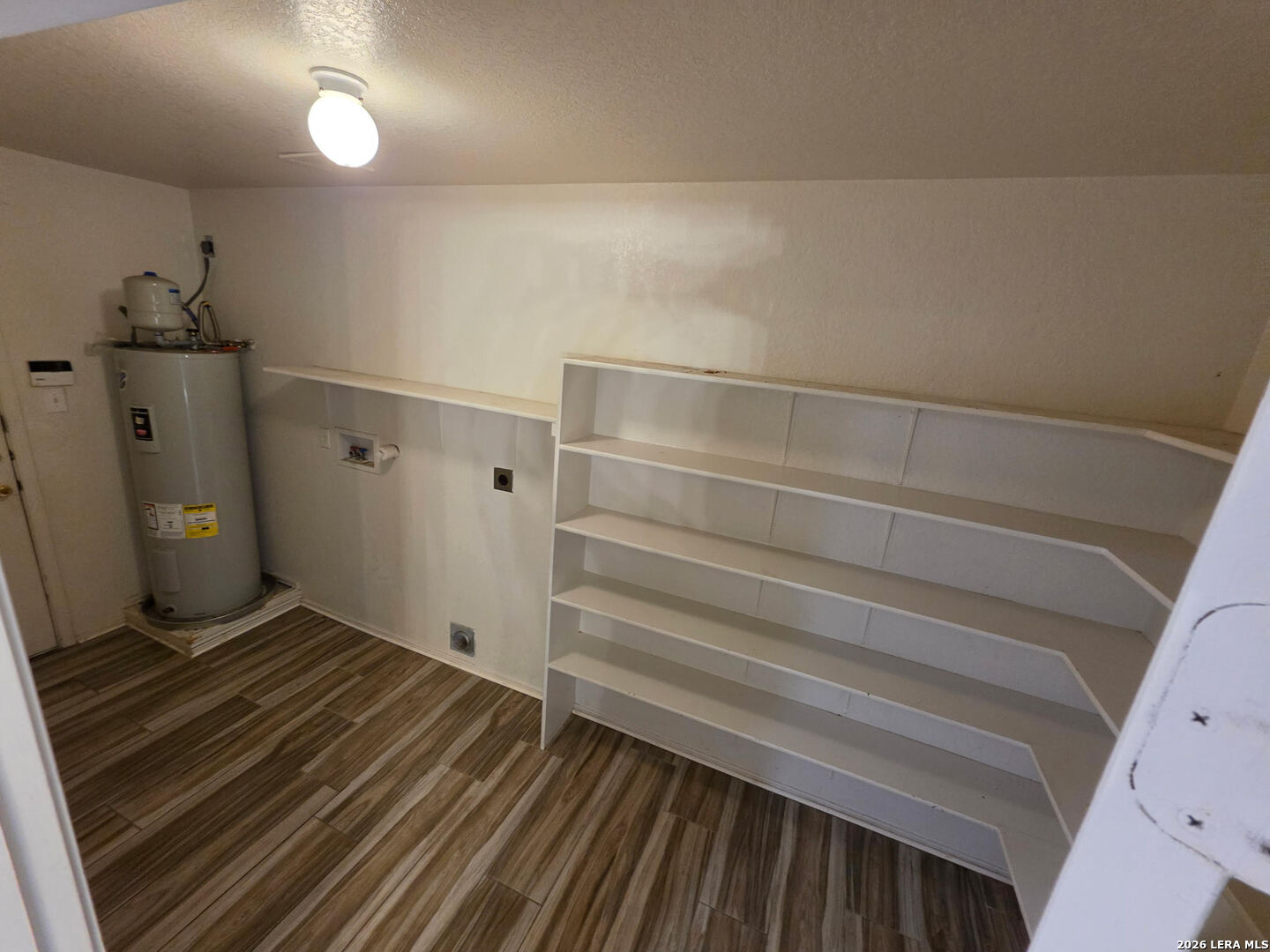 5502 Burton Farm San Antonio TX 78244