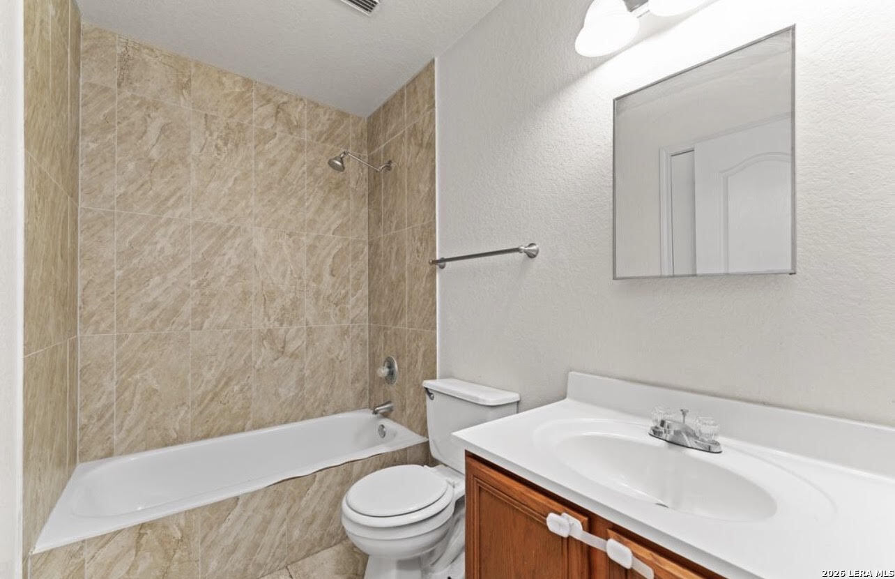 5502 Burton Farm San Antonio TX 78244