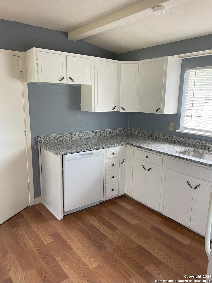 742 Olney San Antonio TX 78209