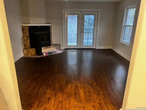 266 Kate Schenck San Antonio TX 78223
