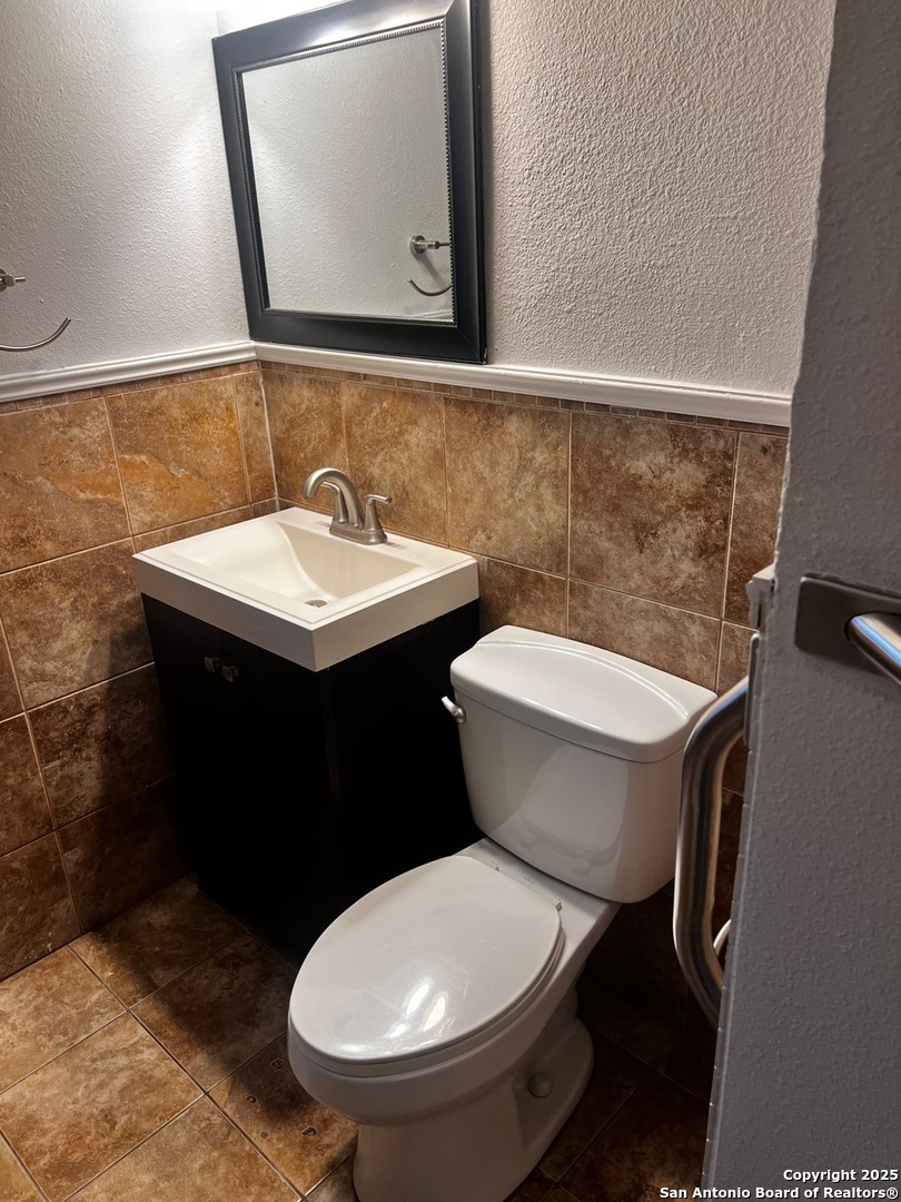 266 Kate Schenck San Antonio TX 78223