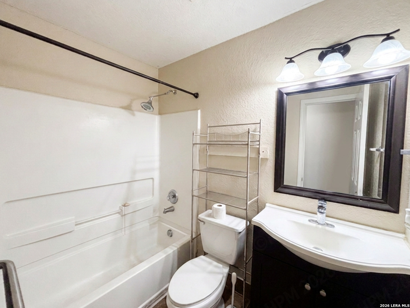 8610 Laguna Rio San Antonio TX 78251
