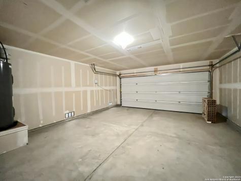 8405 Amistad Cove Converse TX 78109
