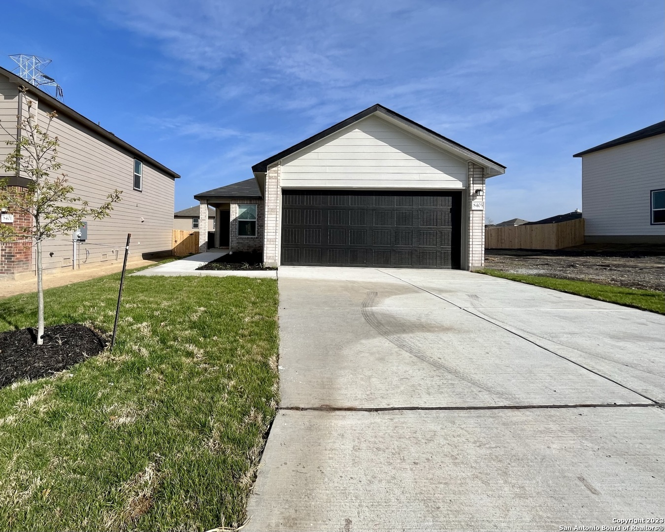8405 Amistad Cove Converse TX 78109