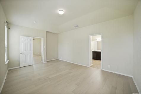 6818 Fort Bend San Antonio TX 78223