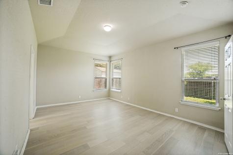 6818 Fort Bend San Antonio TX 78223