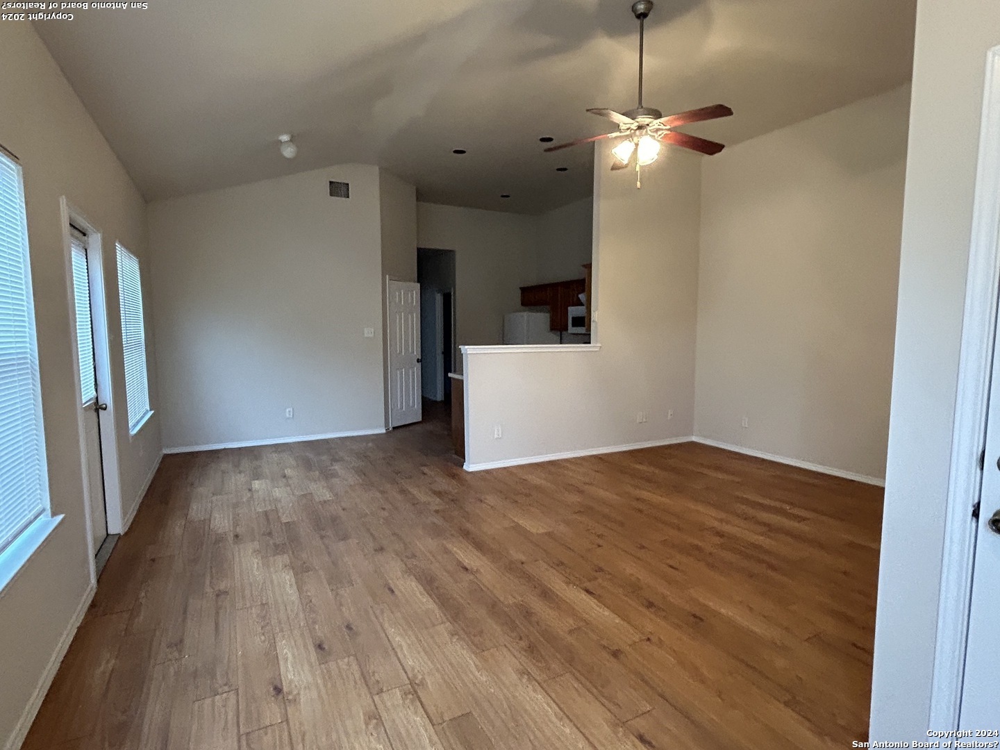 5618 Golf Mist San Antonio TX 78244