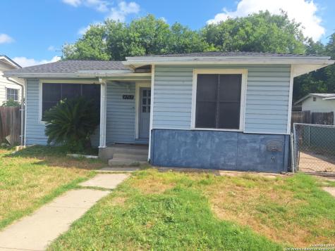 4767 Lark San Antonio TX 78228