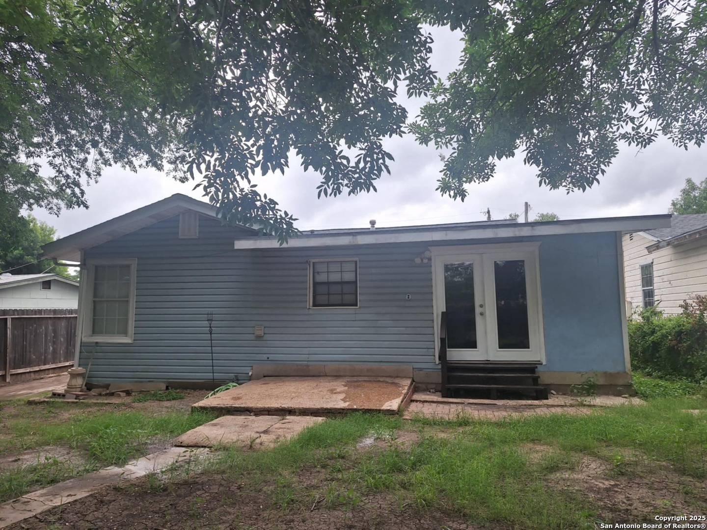 4767 Lark San Antonio TX 78228