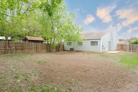 6339 Village Club San Antonio TX 78250