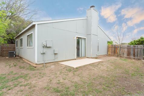 6339 Village Club San Antonio TX 78250