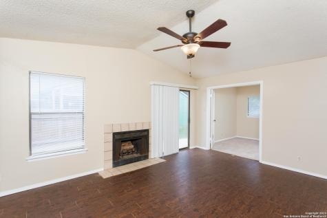 6339 Village Club San Antonio TX 78250