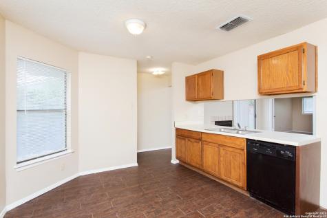 6339 Village Club San Antonio TX 78250