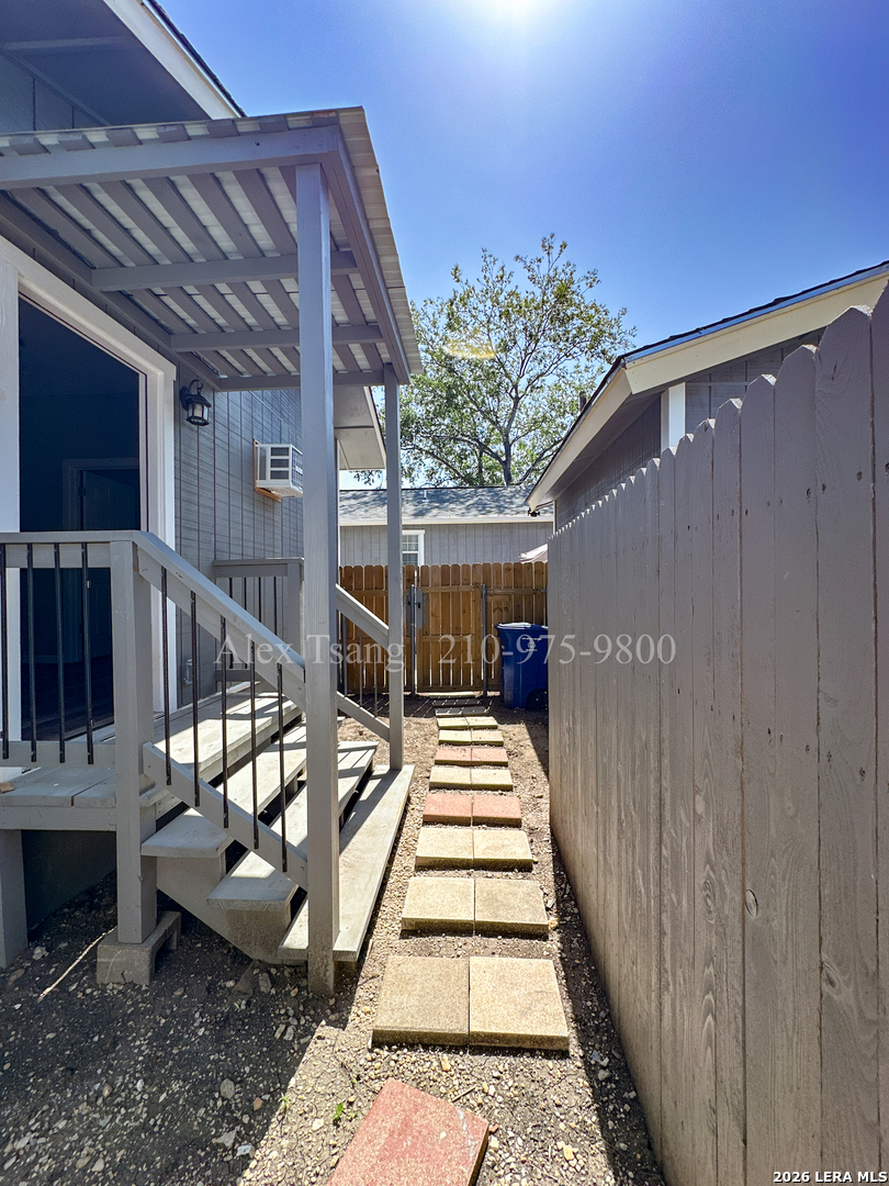 606 Brookview Drive San Antonio TX 78213