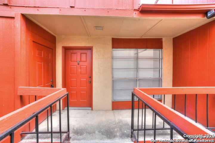 3243 Nacogdoges Road San Antonio TX 78217