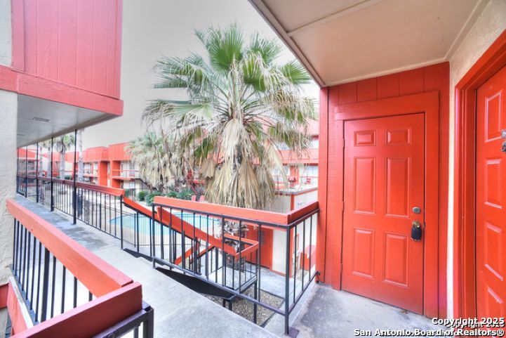 3243 Nacogdoges Road San Antonio TX 78217