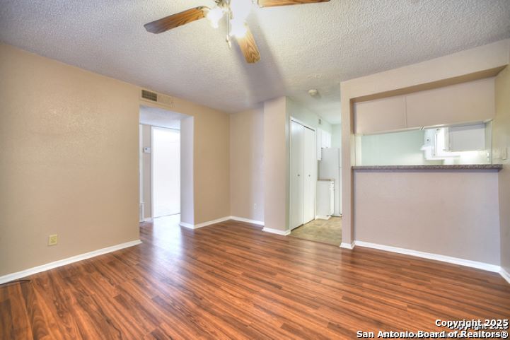 3243 Nacogdoges Road San Antonio TX 78217