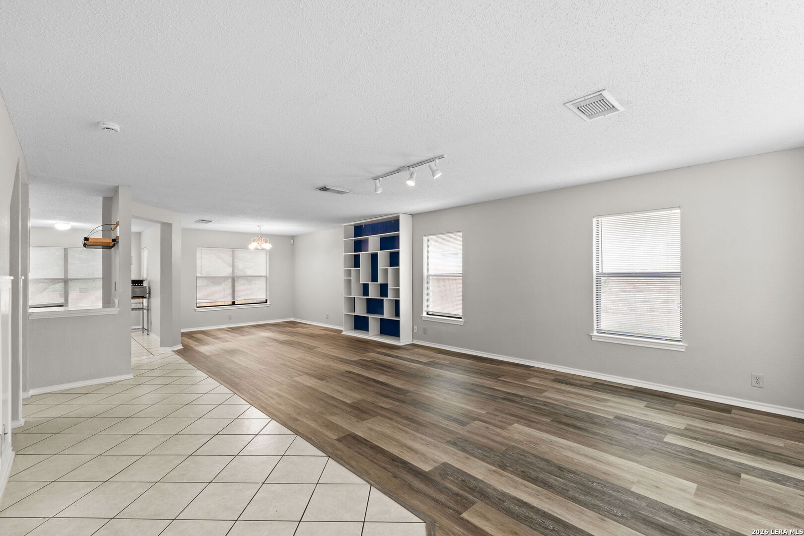 2312 Newoak Park San Antonio TX 78230