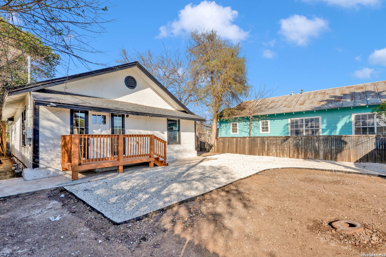 439 W Lubbock Street San Antonio TX 78204