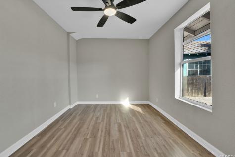 439 W Lubbock Street San Antonio TX 78204