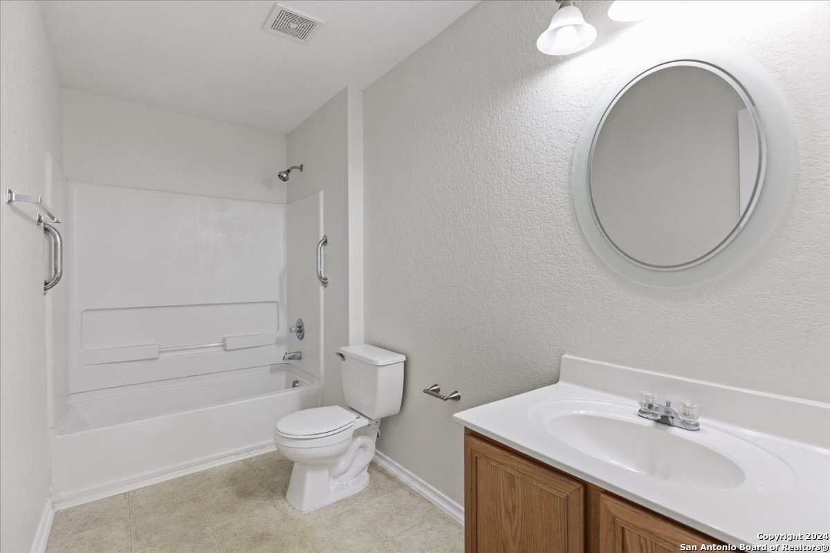 833 Barrel Point San Antonio TX 78251