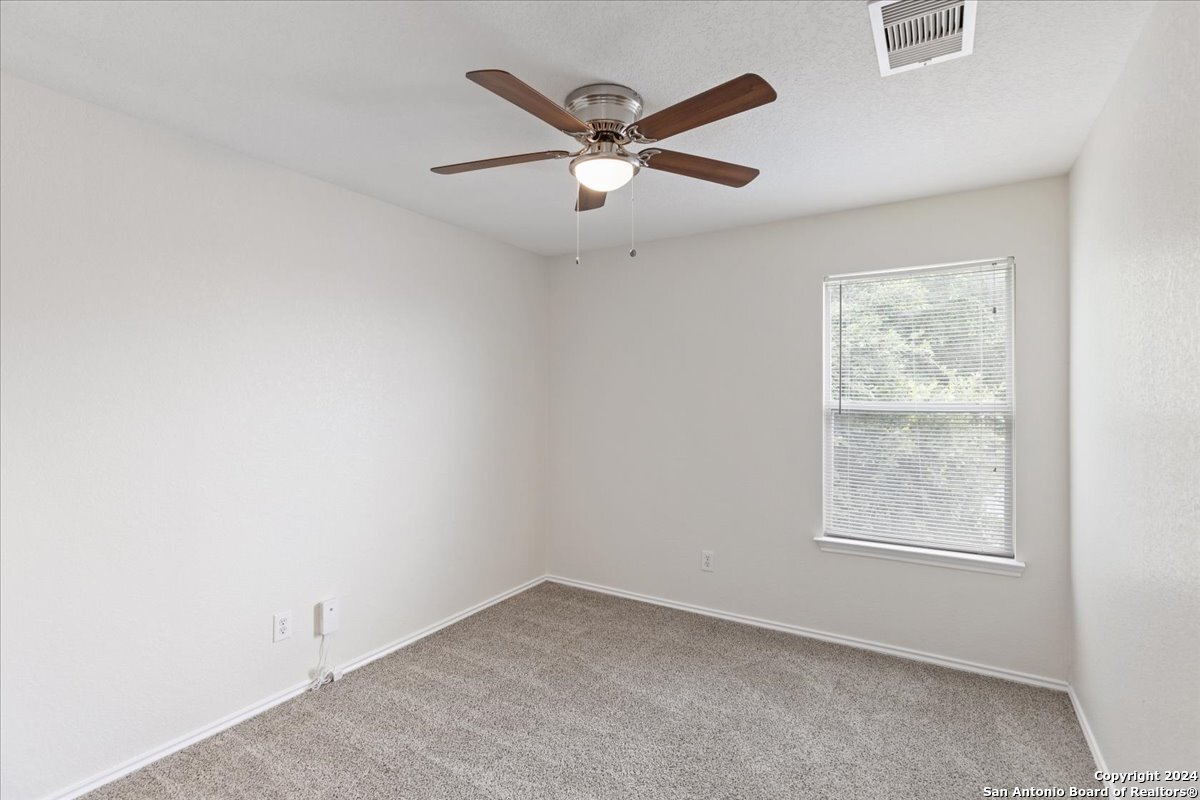 833 Barrel Point San Antonio TX 78251