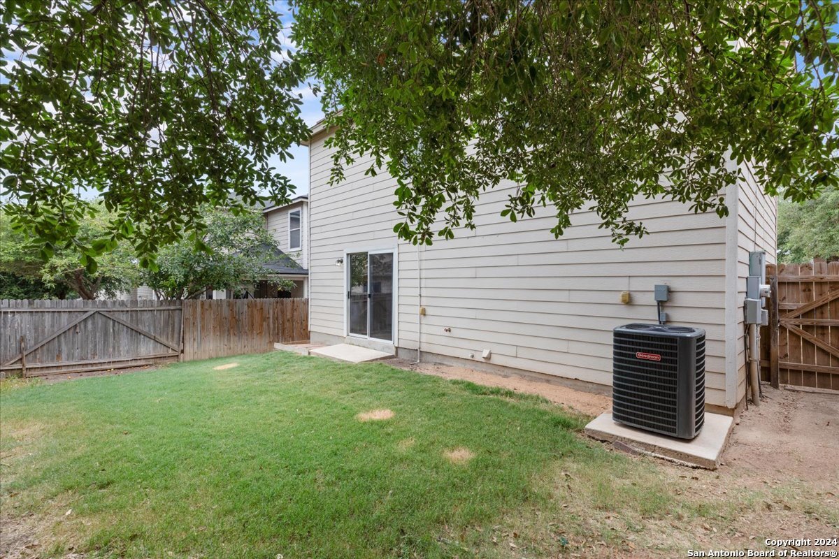 833 Barrel Point San Antonio TX 78251