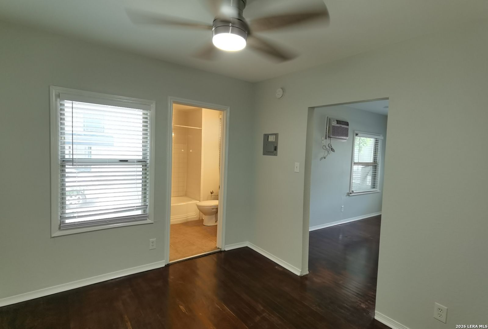 137 E Norwood Court San Antonio TX 78212