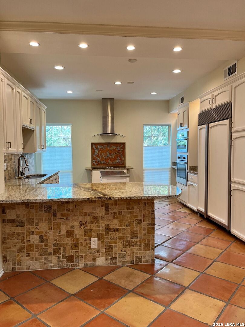 7707 Broadway San Antonio TX 78209