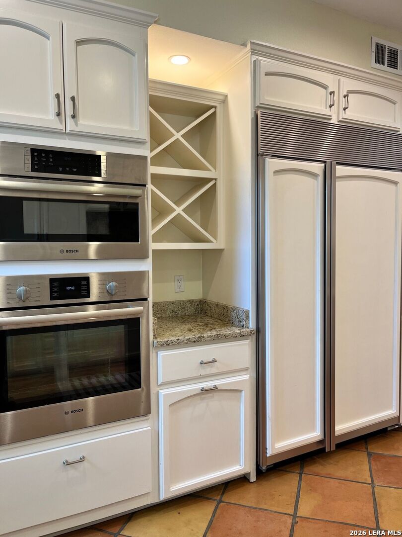 7707 Broadway San Antonio TX 78209