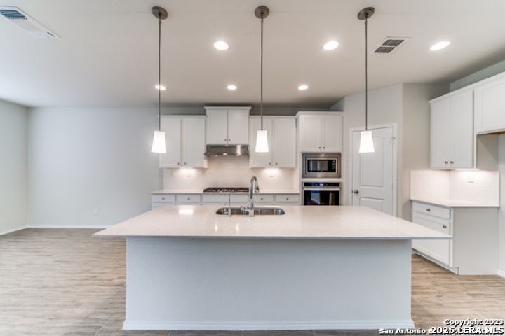 332 Aberdeen Boerne TX 78015