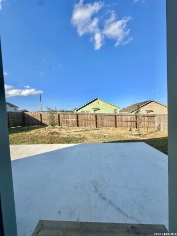 132 Avena Grove Floresville TX 78114