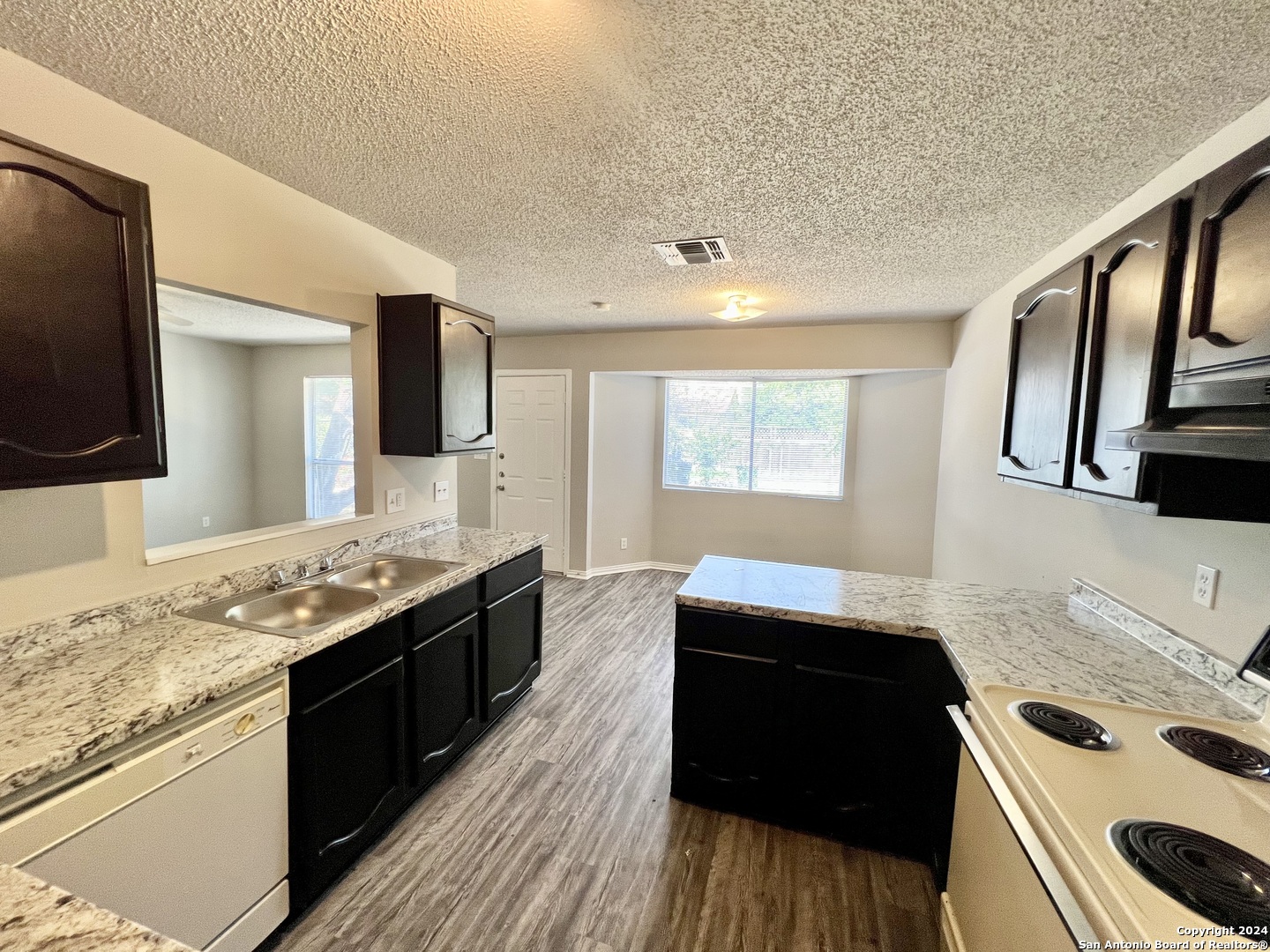 1211 Churing Drive San Antonio TX 78245