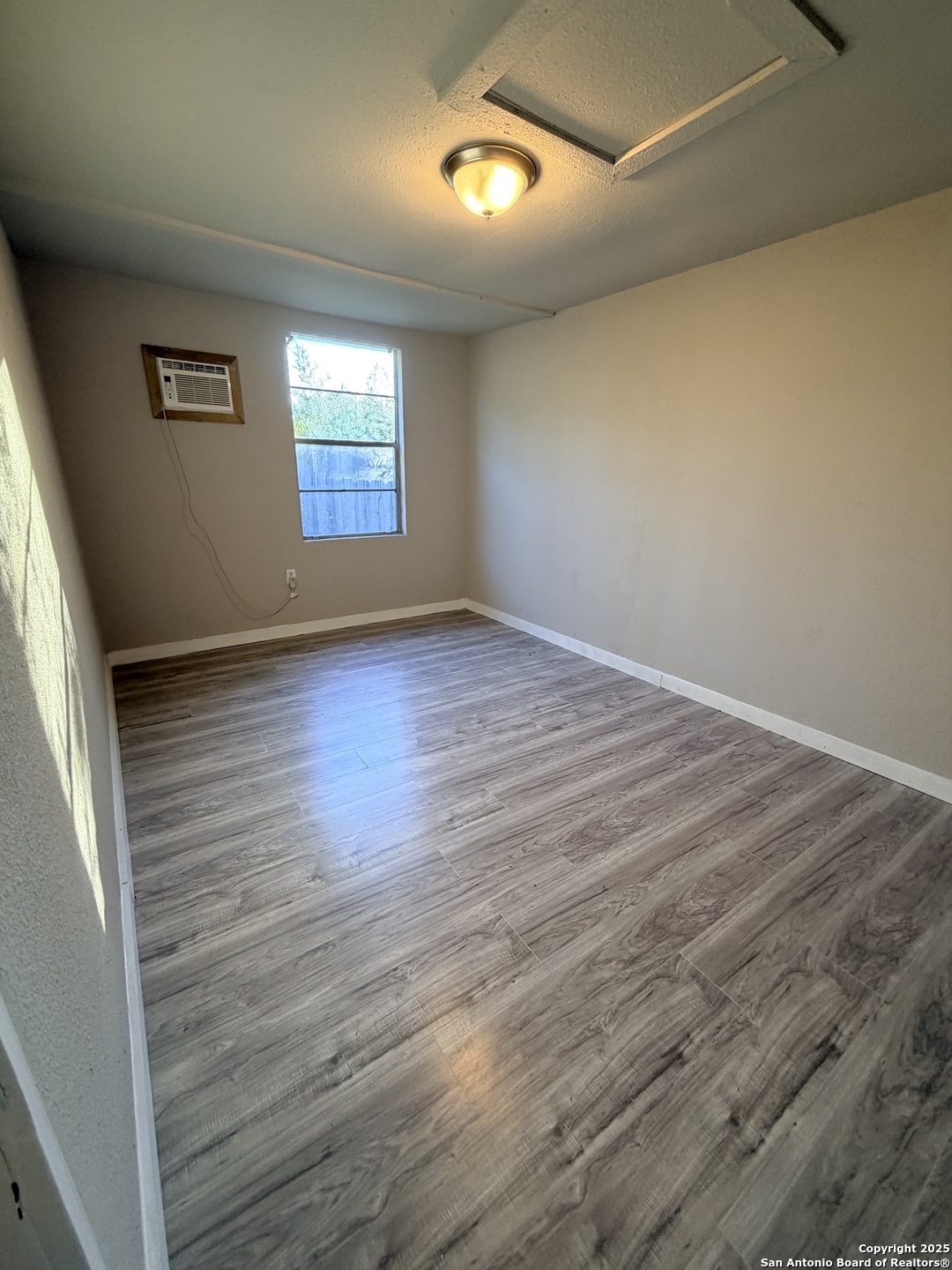 1222 Brighton San Antonio TX 78211