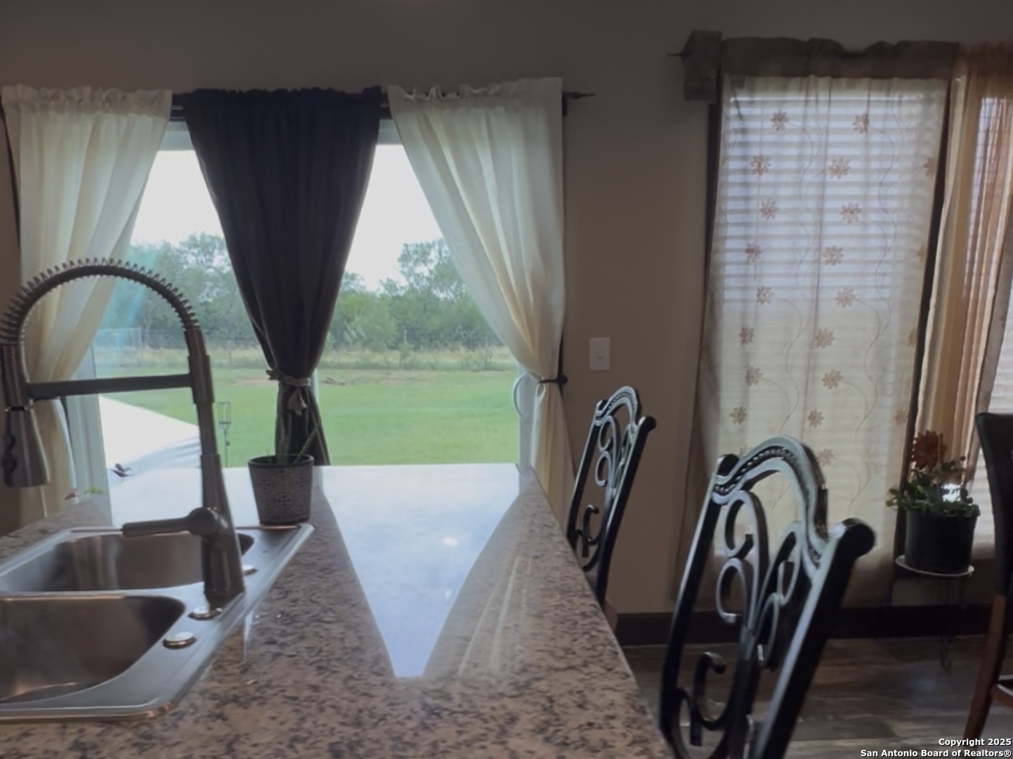 165 Maravillas Drive Pleasanton TX 78064
