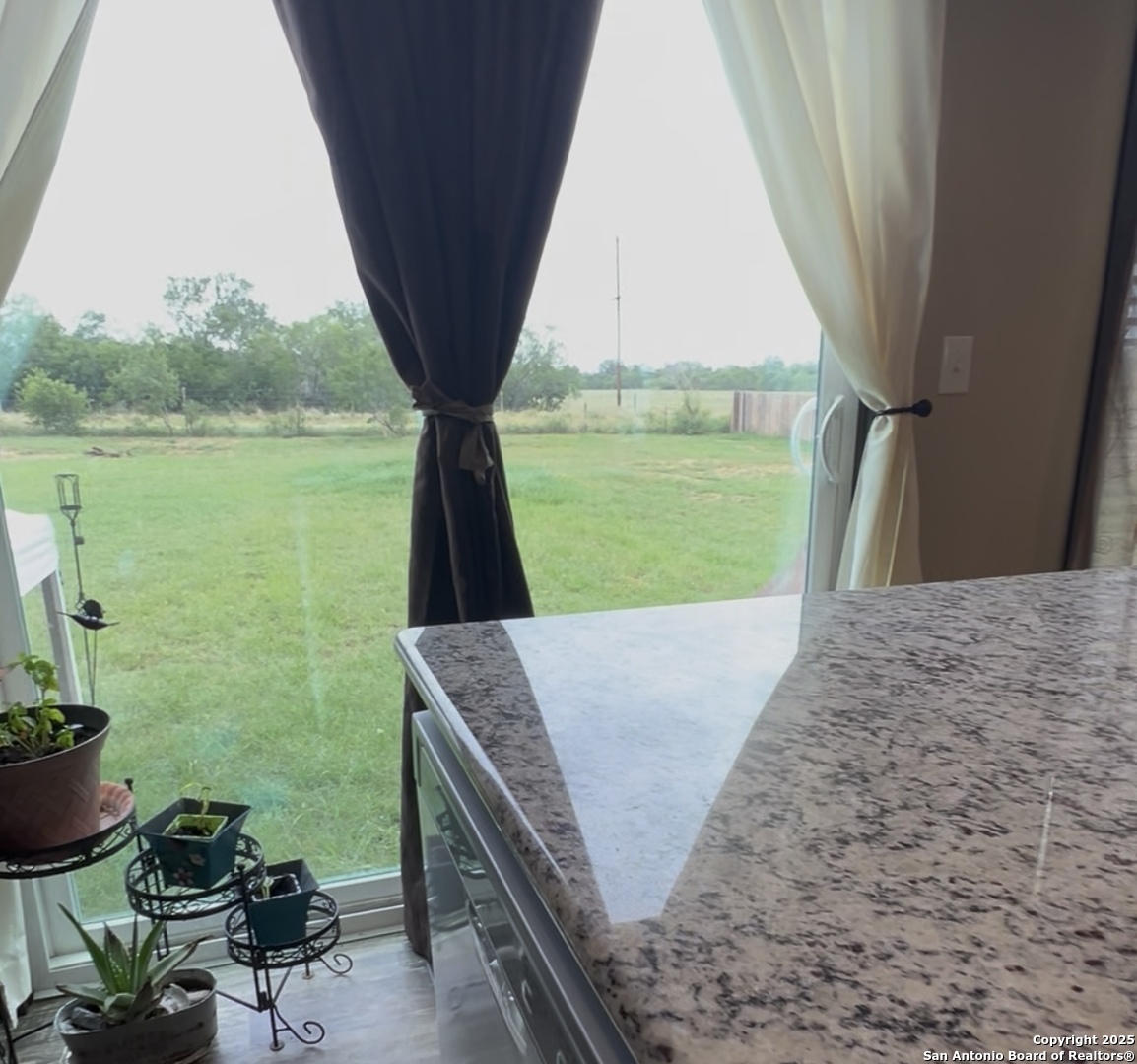 165 Maravillas Drive Pleasanton TX 78064