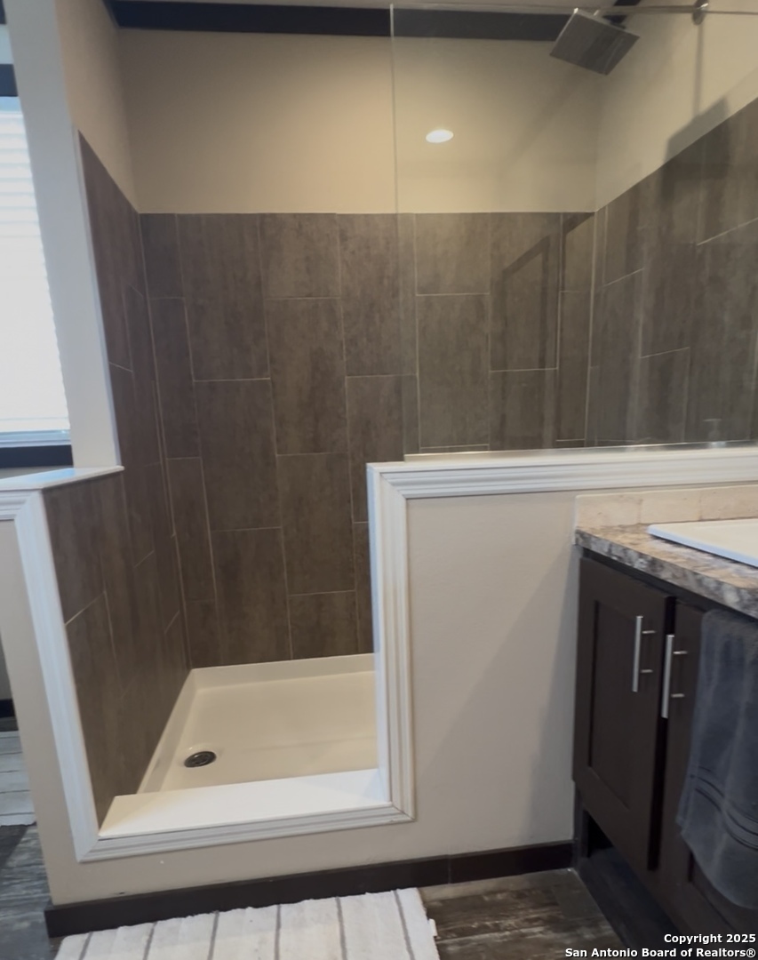 165 Maravillas Drive Pleasanton TX 78064