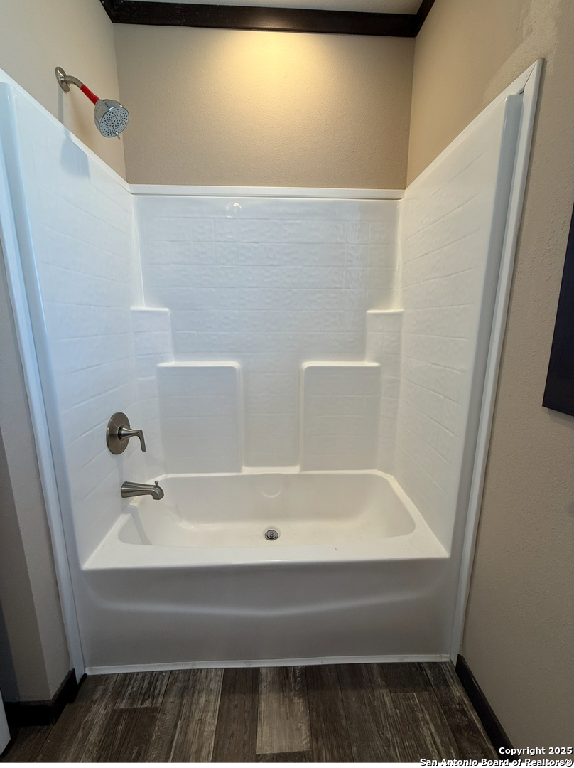 165 Maravillas Drive Pleasanton TX 78064