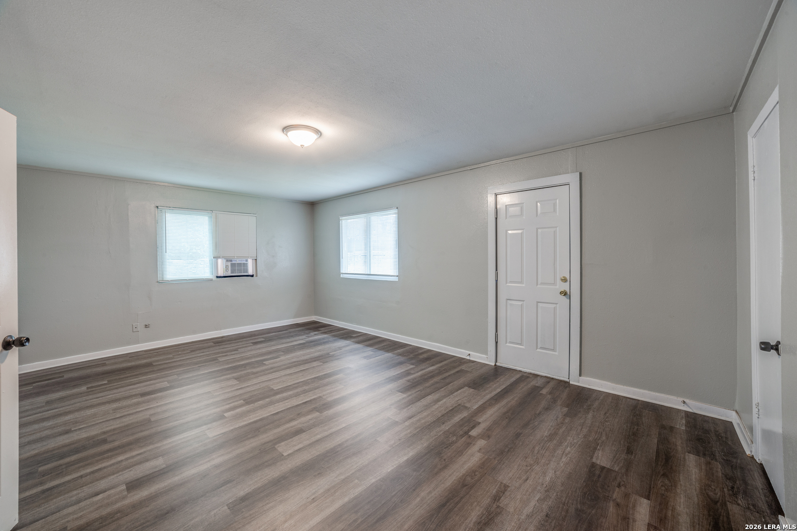 1311 Kayton San Antonio TX 78210