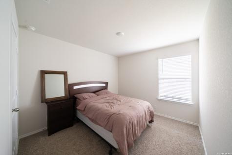 168 Honors Street Floresville TX 78114