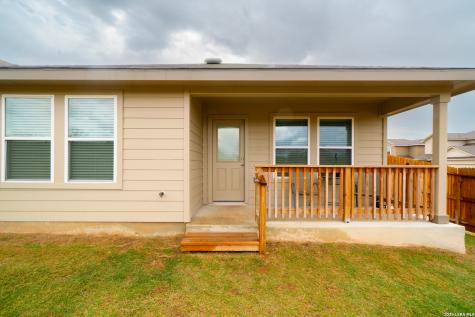 168 Honors Street Floresville TX 78114