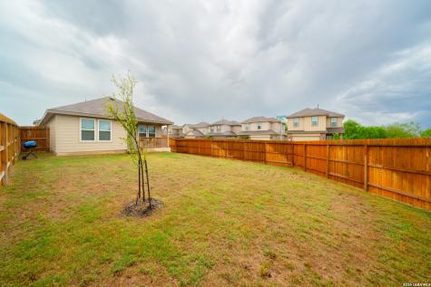 168 Honors Street Floresville TX 78114