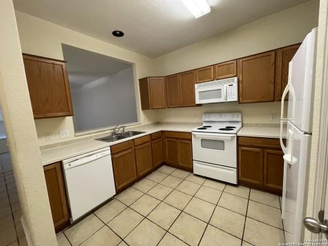 13523 Bristow Dawn San Antonio TX 78217